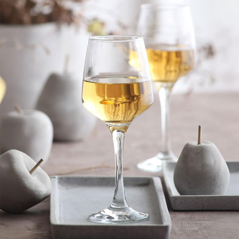 Комплект от 6 винени чаши LAV Wine